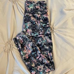 Sold Lululemon fast and free